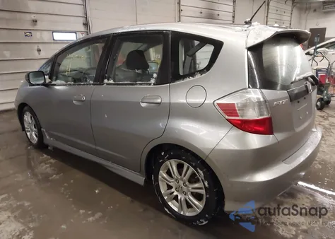 2010 Honda Fit Sport z USA, uszkodzony, nr VIN JHMGE8H45AC021950